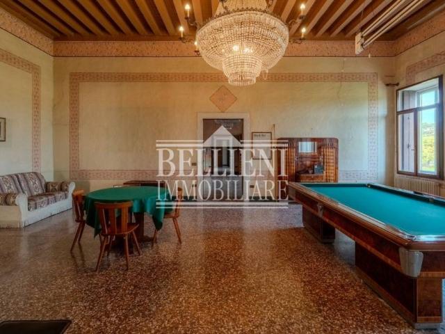 Vendesi villa singola a Montecchio Precalcino via Togarello