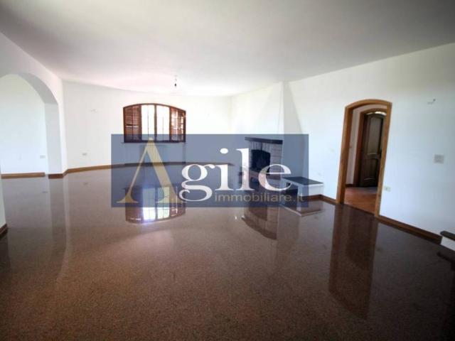 Vendesi villa singola a Monteprandone