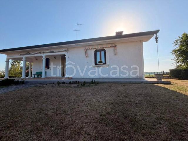 Vendesi villa singola a Monti, Ariano nel Polesine