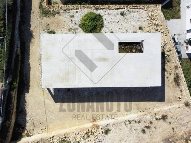 Vendesi villa singola a Noto via c. Bongiorno, San Corrado Di Fuori