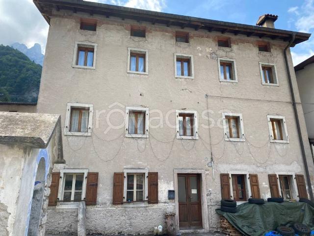 Vendesi villa singola a Ospitale di Cadore
