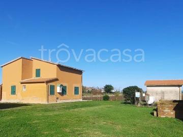 Vendesi villa singola a Orbetello