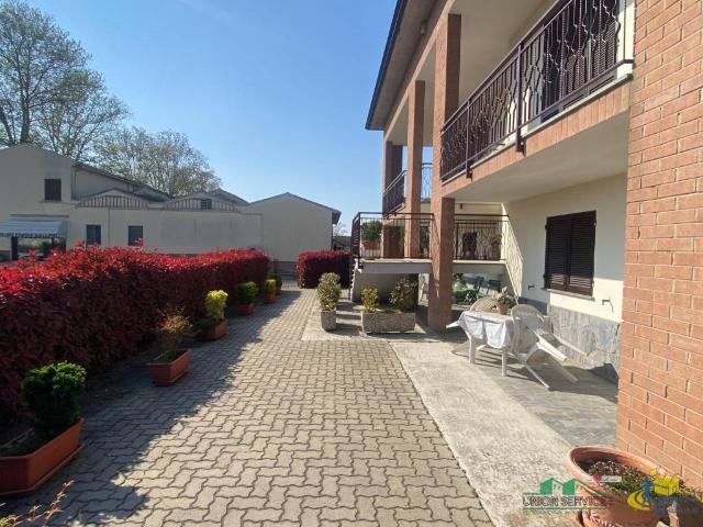 Vendesi villa singola a Parola, Fontanellato