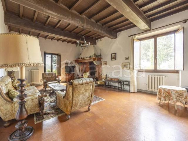 Vendesi villa singola a Pelago via del Bagno