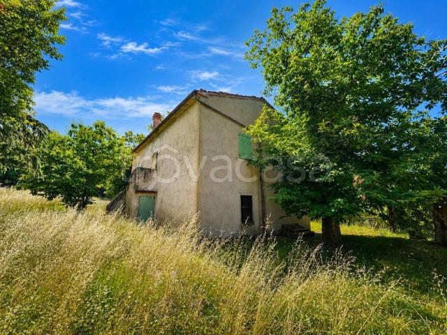 Vendesi villa singola a Pistoia via di Luparello, Valdibrana