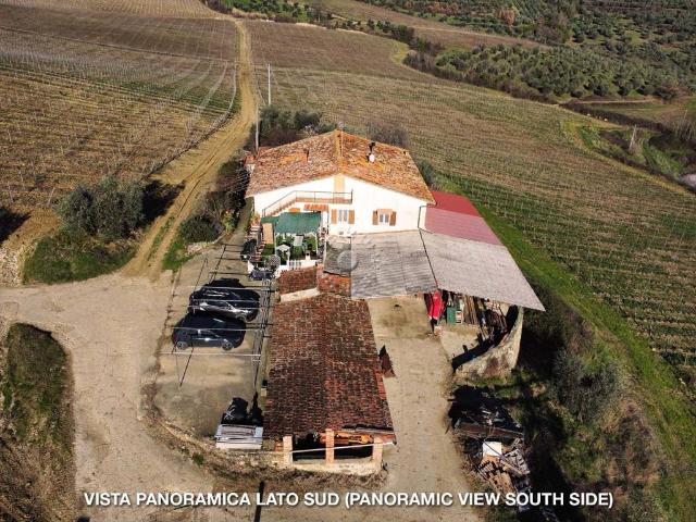 Vendesi villa singola a Pontassieve, Doccia