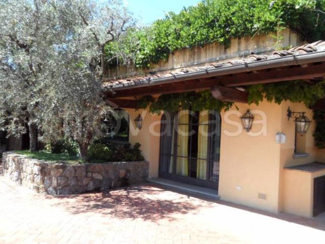 Vendesi villa singola a Poggio a Caiano