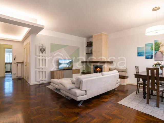 Vendesi villa singola a Pozzuolo, Pozzuolo Martesana