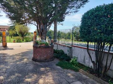 Vendesi villa singola a Quattordio