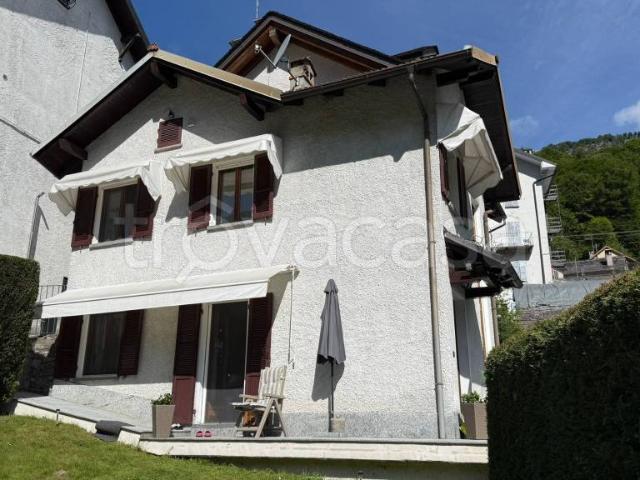 Vendesi villa singola a Re via Gabbio, 2