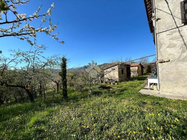 Vendesi villa singola a Renno, Pavullo nel Frignano