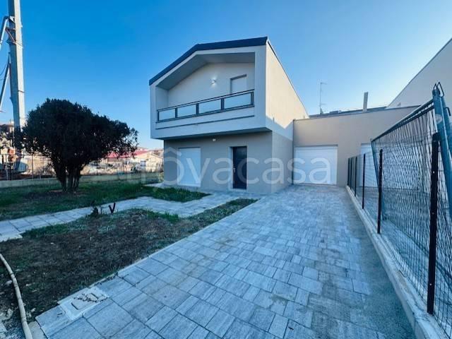 Vendesi villa singola a Reggio nell'Emilia via Ghiarda, Rivalta San Rigo