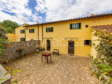 Vendesi villa singola a Scandicci via di Roncigliano, 13