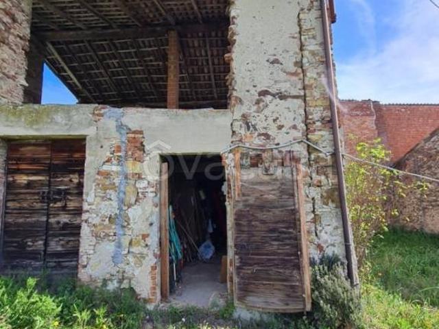 Vendesi villa singola a Santa Maria della Versa