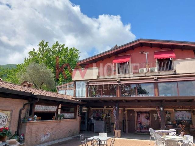Vendesi villa singola a Sant'Andrea del Garigliano via Bosco d'Olmi