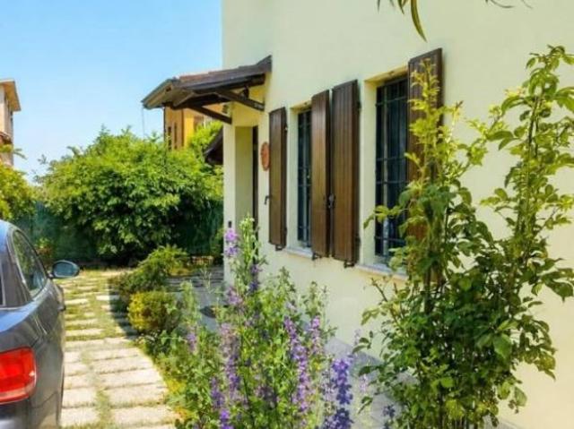 Vendesi villa singola a San Matteo della Decima, San Giovanni in Persiceto