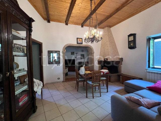 Vendesi villa singola a San Nicola Manfredi