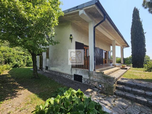 Vendesi villa singola a San Zeno di Montagna via Ca' dei Danni, San Zeno