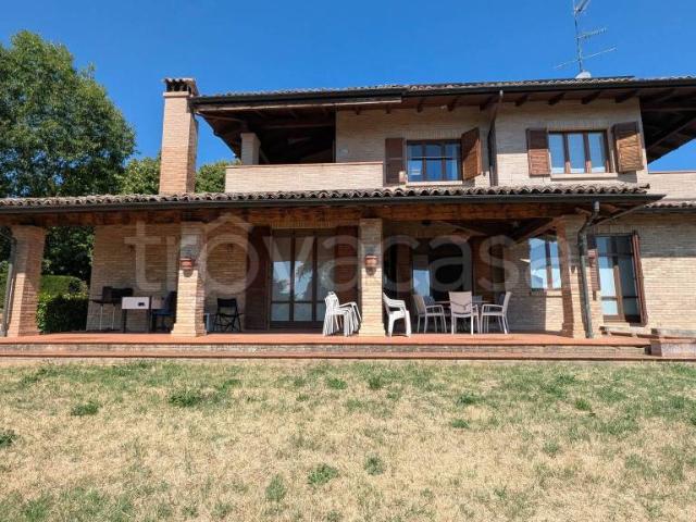 Vendesi villa singola a Sala Baganza via Maiatico