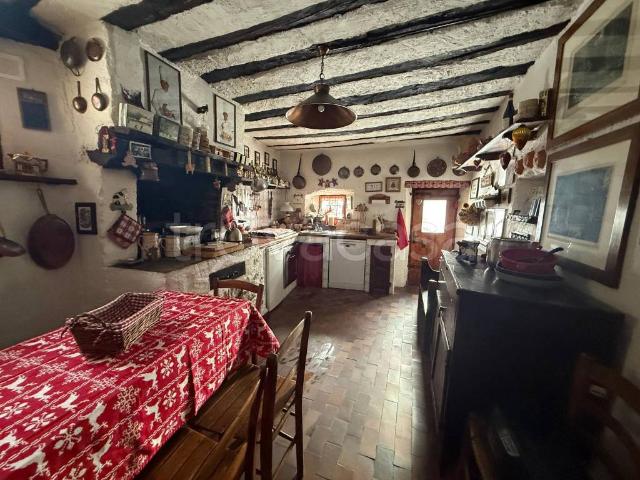 Vendesi villa singola a Sauze di Cesana, Grange Sises