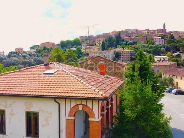 Vendesi villa singola a Seggiano