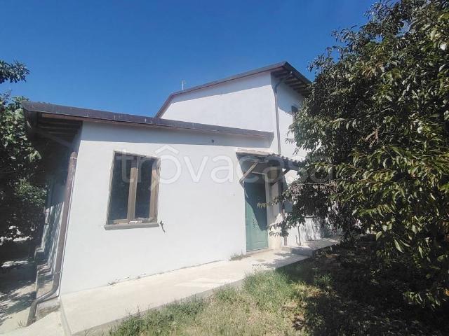 Vendesi villa singola a Spoleto
