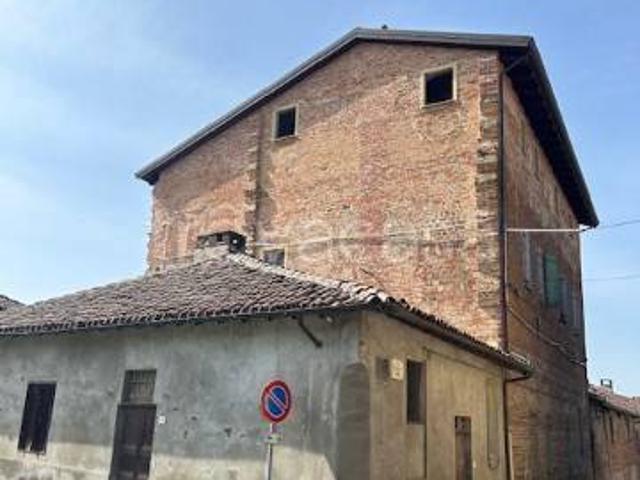 Vendesi villa singola ad Altavilla Monferrato via Roma, 7
