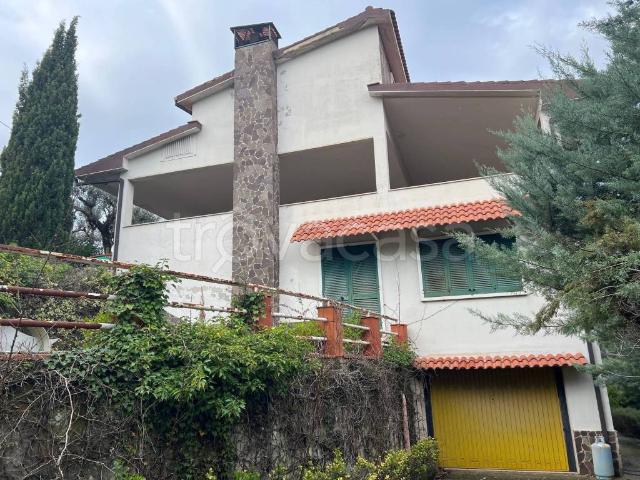Vendesi villa singola ad Altavilla Silentina