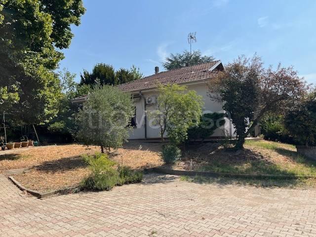 Vendesi villa singola ad Alessandria via Bricco Roveda, Valle San Bartolomeo