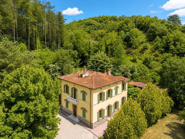 Vendesi villa singola ad Arezzo via Giacomo Puccini, San Leo