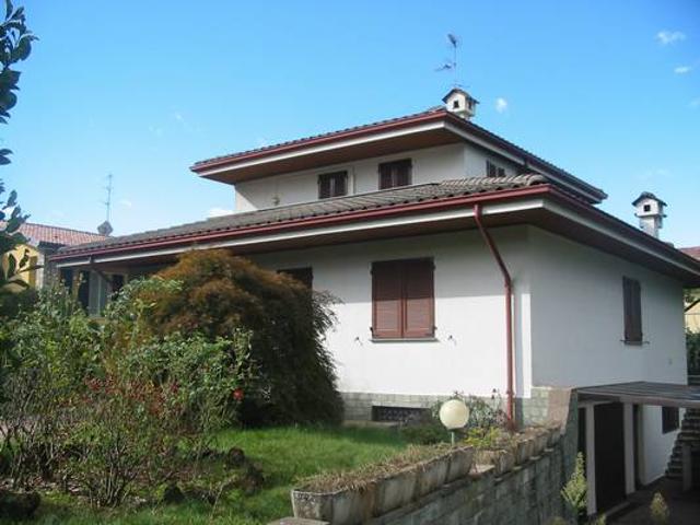 Villa in vendita in via s.gaetano, Casatenovo
