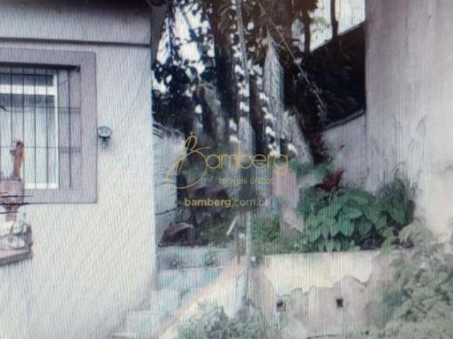 Vendido somente com o terreno ao lado totalizando 680m² e valor total de R$ 3.400.000,00