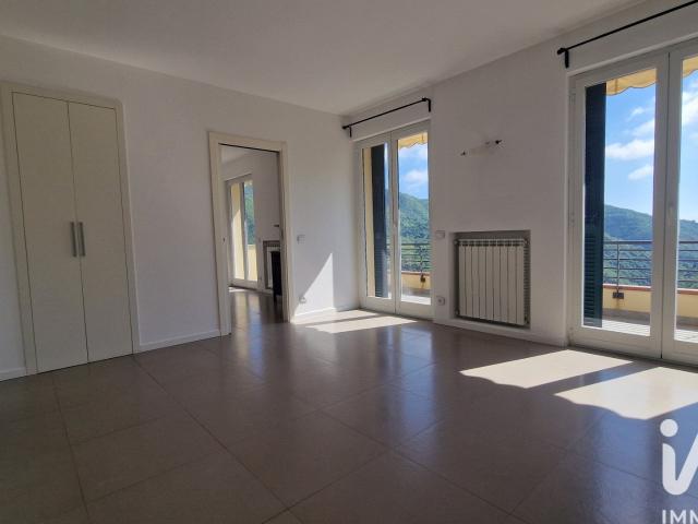 Vendita Appartamento 83 m² 2 camere Genova 83m² Genova
