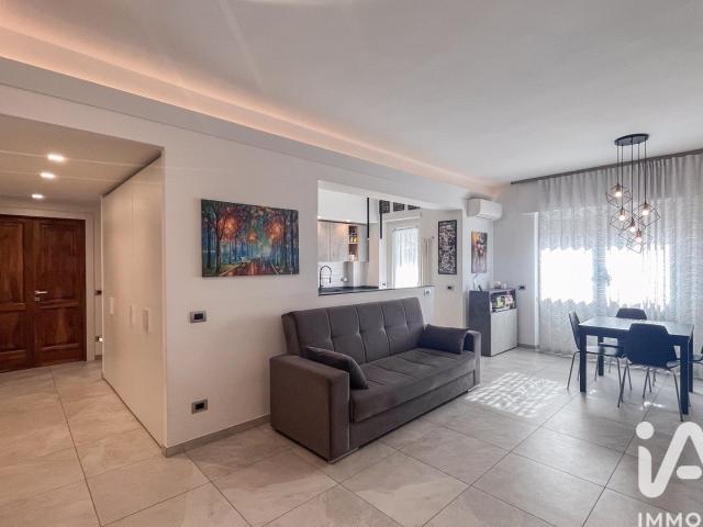 Vendita Appartamento 95 m² 2 camere Roma 95m² Roma