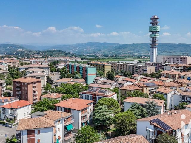 Vendita Appartamento 146 m² 3 camere Verona 146m² Verona