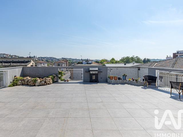 Vendita Appartamento 210 m² 4 camere Cantù 210m² Cantù