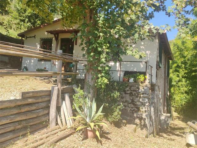 vendita Barga 5 vani 80mq