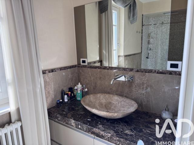 Vendita Casa indipendente / Villa 145 m² 2 camere Serave. 145m² Seravezza