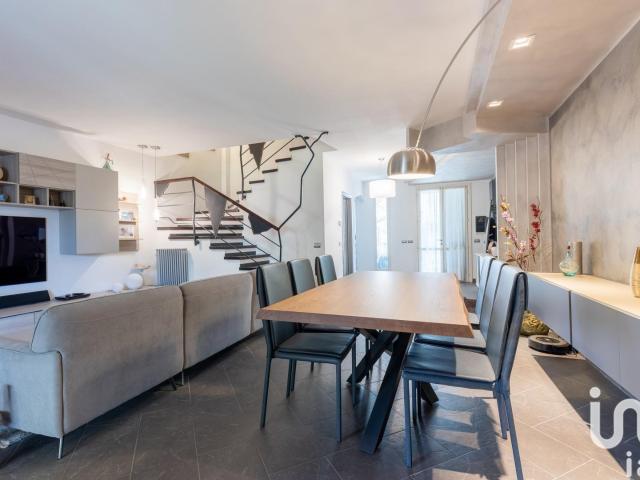 Vendita Casa indipendente / Villa 150 m² 4 camere Ponsac. 150m² Ponsacco