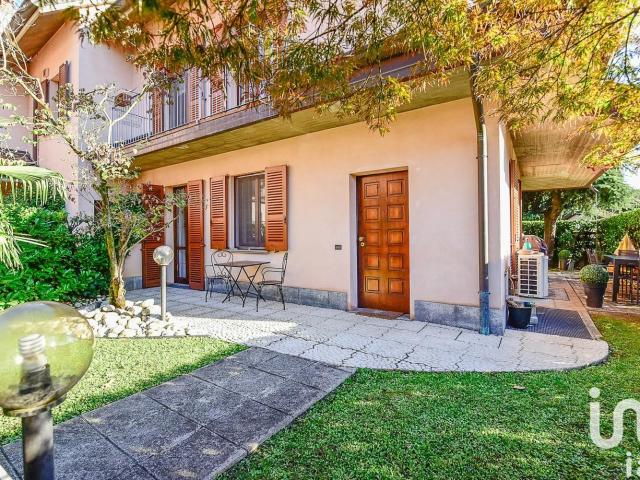 Vendita Casa indipendente / Villa 178 m² 3 camere Seregn. 178m² Seregno