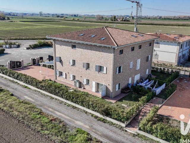 Vendita Casa indipendente / Villa 179 m² 3 camere Sala B. 179m² Sala Bolognese