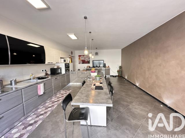 Vendita Casa indipendente / Villa 180 m² 4 camere San Gi. 180m² San Giacomo delle Segnate