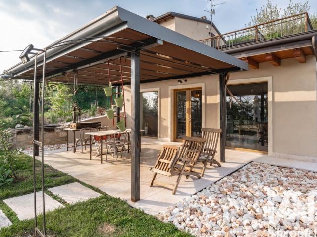 Vendita Casa indipendente / Villa 190 m² 2 camere Verona 190m² Verona