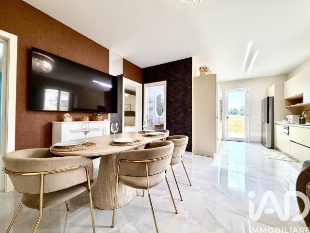 Vendita Casa indipendente / Villa 102 m² 2 camere Avola 102m² Avola