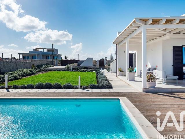 Vendita Casa indipendente / Villa 104 m² 3 camere Noto 104m² Noto
