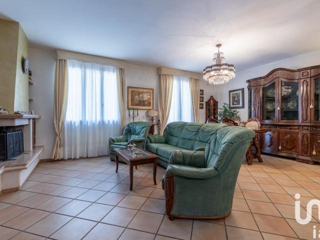 Vendita Casa indipendente / Villa 135 m² 3 camere Ponted. 135m² Pontedera