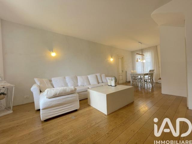 Vendita Casa indipendente / Villa 243 m² 4 camere Montec. 243m² Montecosaro