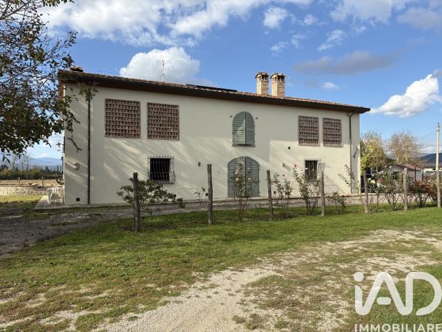 Vendita Casa indipendente / Villa 240 m² 2 camere Sansep. 240m² Sansepolcro