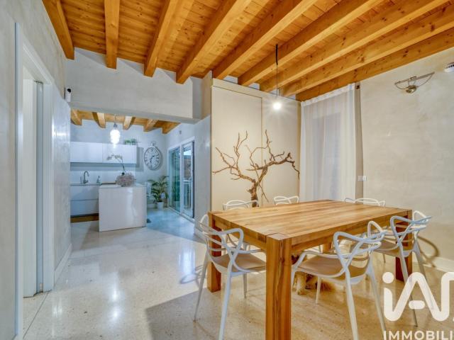 Vendita Casa indipendente / Villa 240 m² 3 camere Abano. 240m² Abano Terme