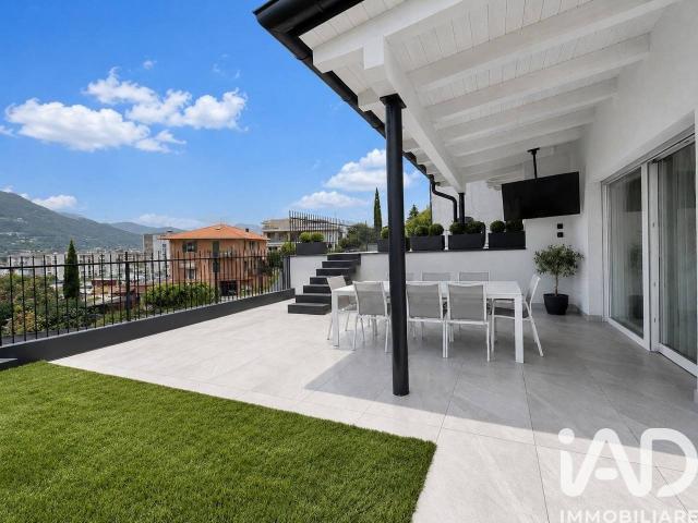 Vendita Casa indipendente / Villa 250 m² 3 camere Rovere. 250m² Rovereto